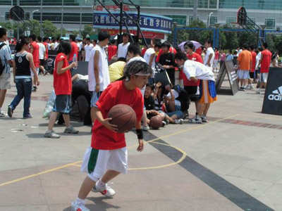 栏--街球挑战赛武汉赛区小记者专(图3)